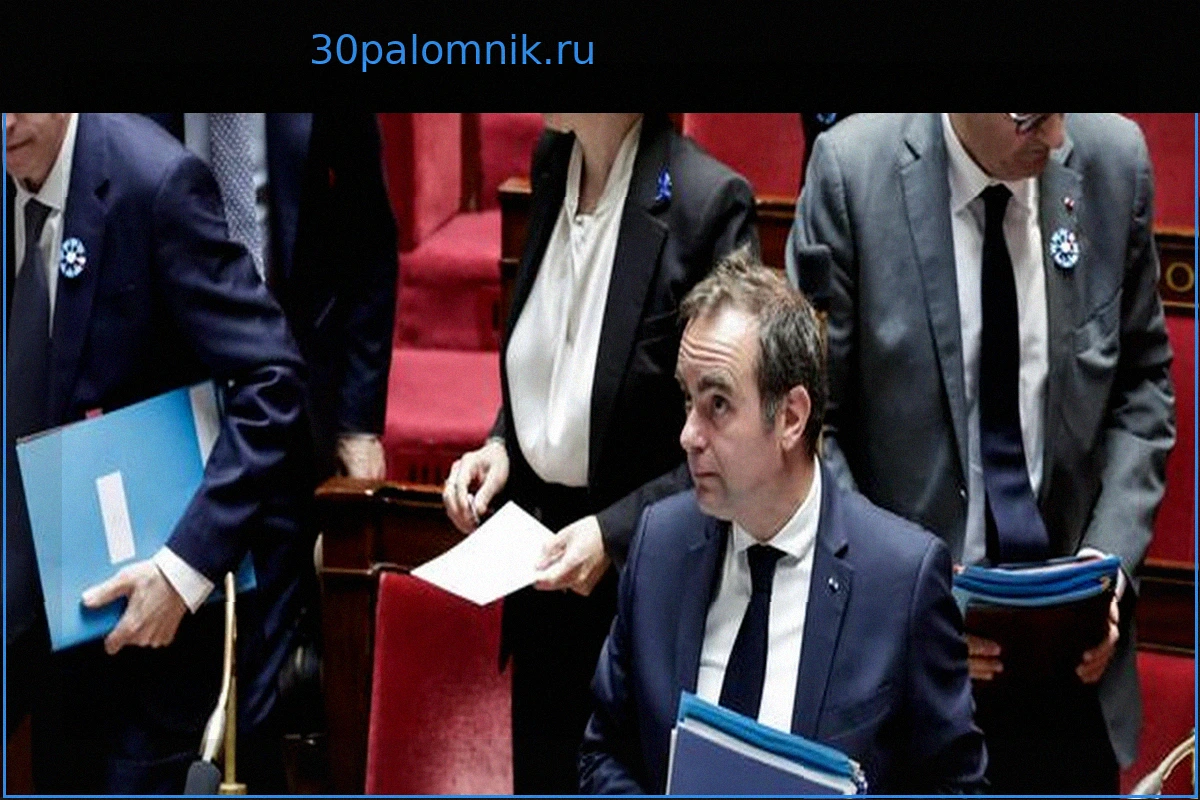 Себастьян Лекорню призывает к «единству» после разногласий вокруг 1 мая